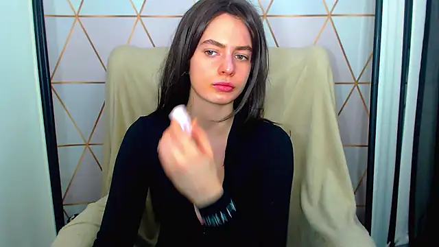 CarliFantasy25 online show from January 18, 8:23 pm