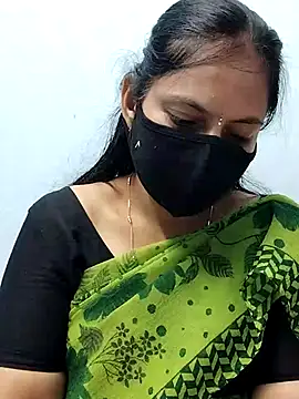 Queen-Neha online show from December 3, 10:08 pm