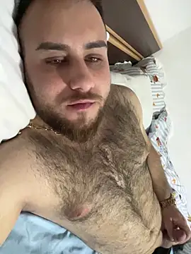 Snapshot of Andreiandu23 chatting on April 18, 7:58 pm Andreiandu23 online show from April 18, 7:58 pm