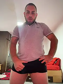 Snapshot of Andreiandu23 chatting on July 9, 7:07 pm Andreiandu23 online show from July 9, 7:07 pm