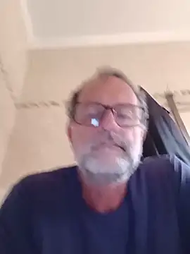Snapshot of nard53 chatting on May 16, 11:20 am nard53 online show from May 16, 11:20 am