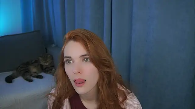Snapshot of foxy_cute4you chatting on April 30, 8:57 pm foxy cute4you online show from April 30, 8:57 pm