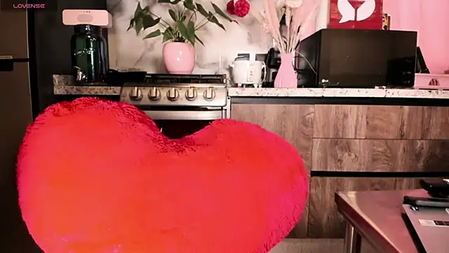 latinbitch online show from July 18, 3:05 pm