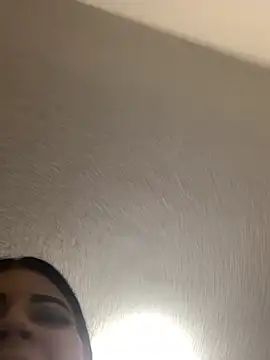 Dannii- online show from April 17, 2:14 am