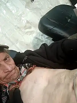 Iwantitnow3 online show from April 12, 8:30 am