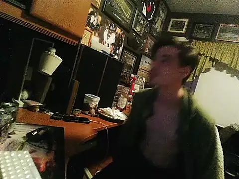 twentyistwenty online show from November 17, 5:46 am