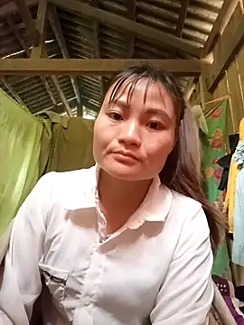 Lee-Thee online show from December 4, 1:59 am