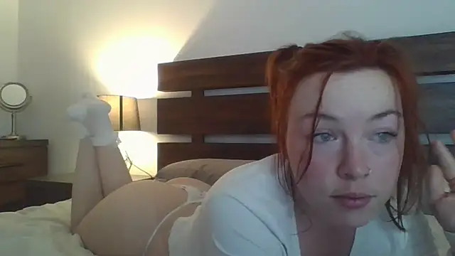 lexieup3 online show from March 22, 10:02 pm