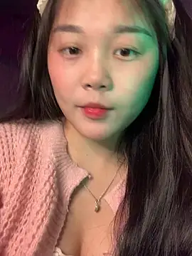 Snapshot of Baa-bee22 chatting on February 1, 6:12 am Baa-bee22 online show from February 1, 6:12 am