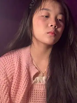 Snapshot of Baa-bee22 chatting on February 6, 1:43 am Baa-bee22 online show from February 6, 1:43 am