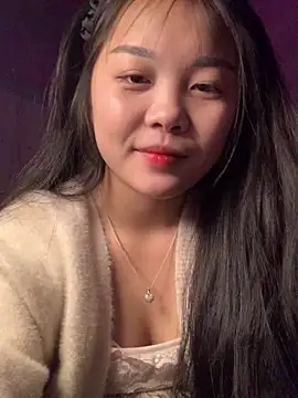 Snapshot of Baa-bee22 chatting on February 8, 2:04 am Baa-bee22 online show from February 8, 2:04 am