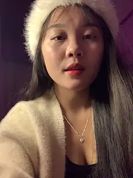 Snapshot of Baa-bee22 chatting on February 10, 1:21 am Baa-bee22 online show from February 10, 1:21 am