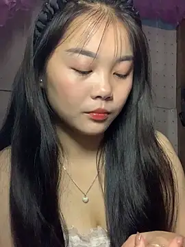 Snapshot of Baa-bee22 chatting on March 2, 1:19 am Baa-bee22 online show from March 2, 1:19 am