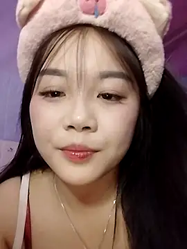 Baa-bee22 online show from May 4, 6:31 am