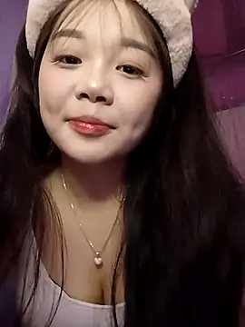 Snapshot of Baa-bee22 chatting on May 6, 12:41 am Baa-bee22 online show from May 6, 12:41 am
