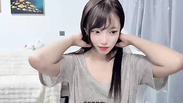 yuyayayu online show from March 3, 2:01 pm