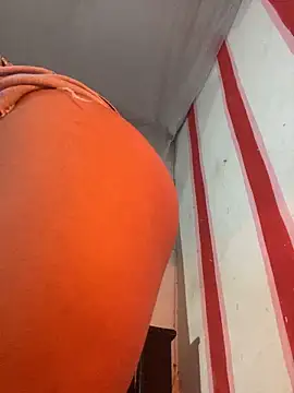 justcallmemargo online show from December 14, 1:44 am