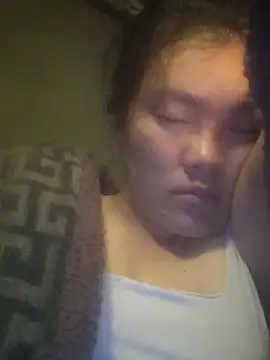 Snapshot of meomeo-00 chatting on December 2, 5:19 pm meomeo-00 online show from December 2, 5:19 pm