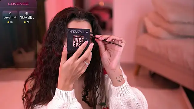 LuvCaprice online show from November 26, 5:30 am