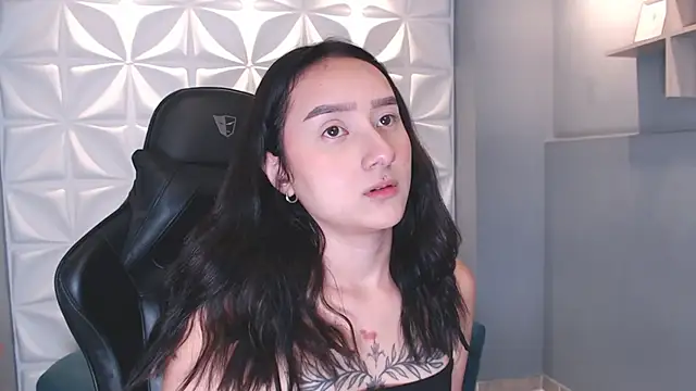 Snapshot of HorneyyQueen chatting on November 24, 12:16 pm HorneyyQueen online show from November 24, 12:16 pm