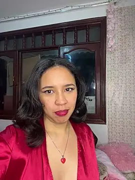 Esmerald 1111 online show from December 19, 11:17 am