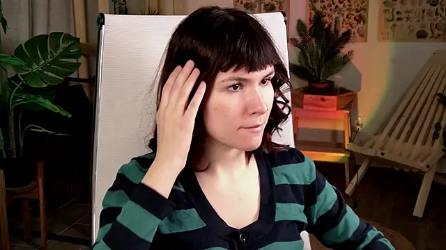 RickiOwens online show from December 15, 6:39 am