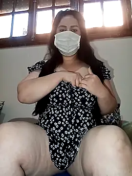 fati35flou online show from April 1, 3:53 pm