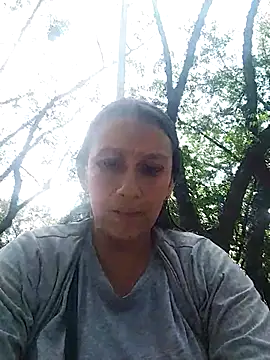 Snapshot of Mikela_19 chatting on December 15, 8:02 pm Mikela 19 online show from December 15, 8:02 pm