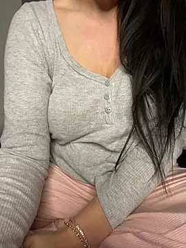 Snapshot of joliie_coquiine chatting on May 16, 11:25 pm joliie coquiine online show from May 16, 11:25 pm