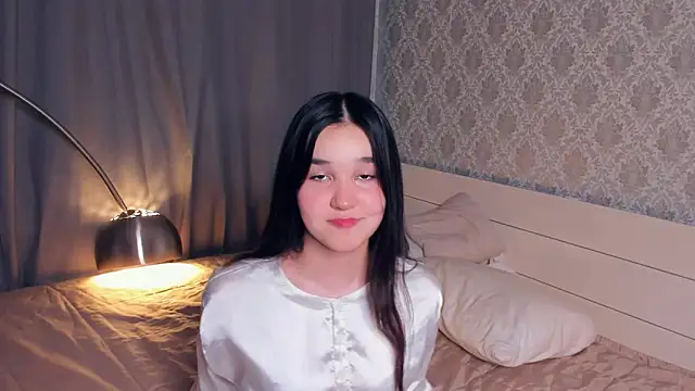 Snapshot of MeliaMelchiori chatting on December 1, 10:59 pm MeliaMelchiori online show from December 1, 10:59 pm