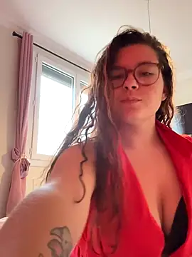 Snapshot of missseduction24 chatting on December 1, 8:08 am missseduction24 online show from December 1, 8:08 am