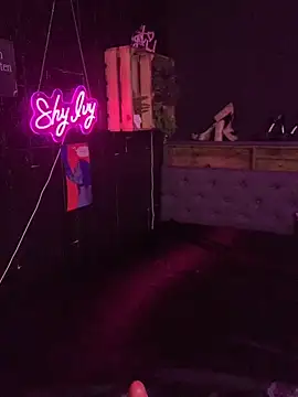 Shy-Ivy online show from April 22, 10:22 pm