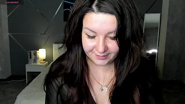 Snapshot of still__her chatting on December 2, 1:11 am still her online show from December 2, 1:11 am