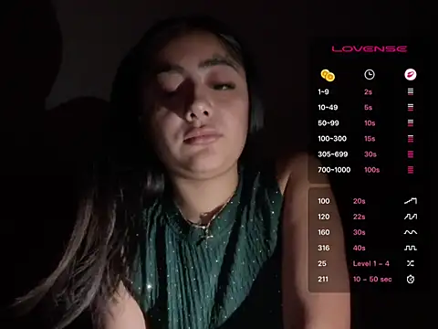 Snapshot of reinaass chatting on May 22, 4:52 am reinaass online show from May 22, 4:52 am