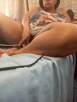 LaReineCleo online show from February 14, 6:54 am