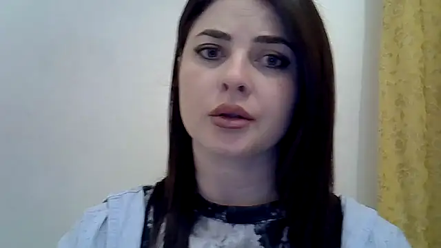 Snapshot of Darkroseq chatting on November 25, 5:46 pm Darkroseq online show from November 25, 5:46 pm