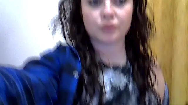 Snapshot of Darkroseq chatting on November 29, 7:39 pm Darkroseq online show from November 29, 7:39 pm