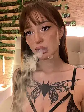 AlishaRuby online show from April 21, 8:20 am