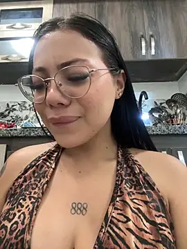 Megan Ivy online show from April 25, 1:41 pm