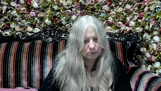 mariabelladonna online show from December 3, 11:47 pm