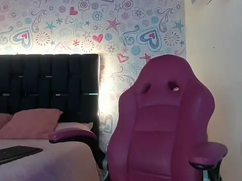 ISA RIVAS online show from November 27, 12:07 pm