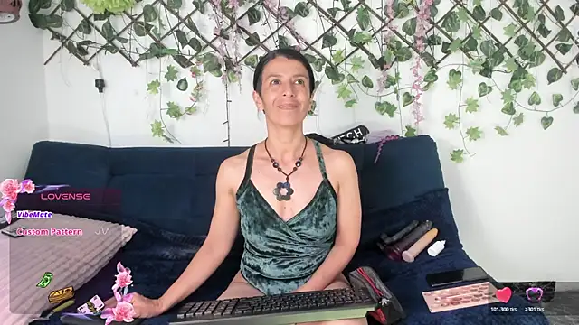 Eva moon5 online show from January 9, 7:48 pm