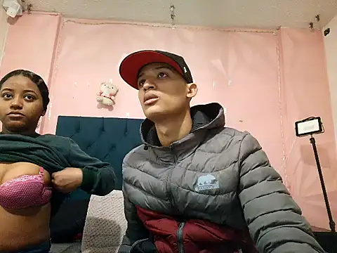 saniasex2025 online show from November 24, 8:08 pm