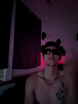 Rjlopezz online show from December 3, 3:14 am