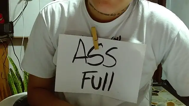 Snapshot of BICHT_VERY_DIRTY chatting on November 19, 5:02 pm BICHT VERY DIRTY online show from November 19, 5:02 pm