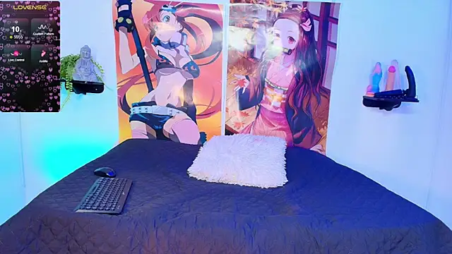 Maddy  Jones online show from April 21, 7:17 pm