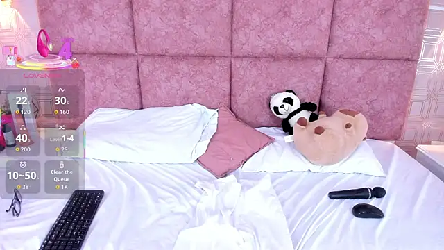 Snapshot of NathalieRoss1 chatting on March 8, 6:01 pm NathalieRoss1 online show from March 8, 6:01 pm