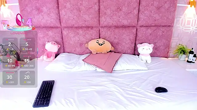 NathalieRoss1 online show from April 18, 6:06 am