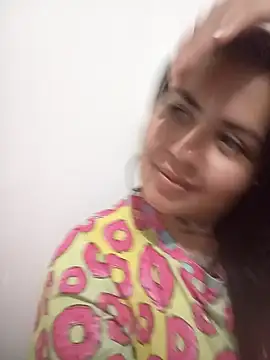 Snapshot of mamacalientica chatting on November 19, 5:18 am mamacalientica online show from November 19, 5:18 am