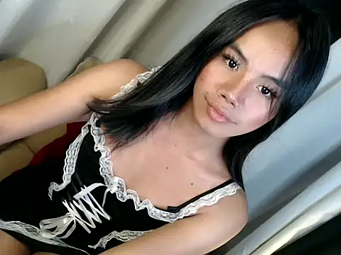 Snapshot of Ariluvsyou chatting on November 20, 2:39 pm Ariluvsyou online show from November 20, 2:39 pm